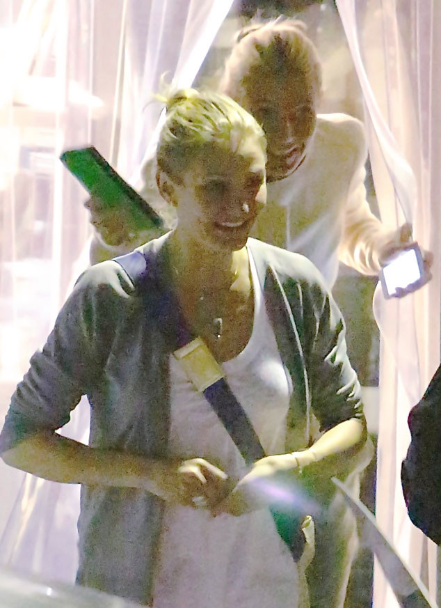 Cameron Diaz, Gwyneth Paltrow Cameron Diaz, Gwyneth Paltrow